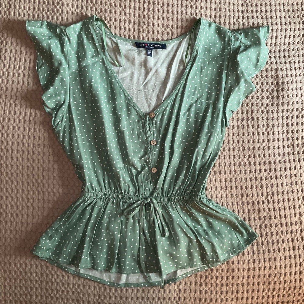 One heart clothing top - XS